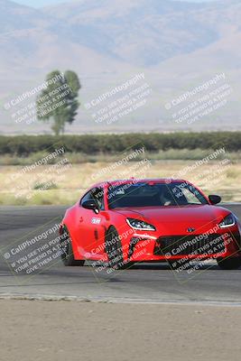 media/Sep-15-2024-Speed Ventures (Sun) [[7a54f7ed2f]]/86 Group/Session 1 (Outside Grapevine)/